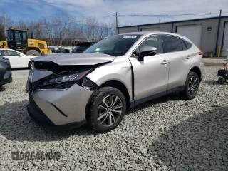 2021 Toyota Venza LE with VIN JTEAAAAH5MJ054790, listed as a Copart auction lot 47675555 with 42,120 mi miles and Salvage Title. Bid and sale history available at carsss.com. Image 1.