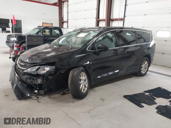 2017 Chrysler Pacifica Touring with VIN 2C4RC1DGXHR585294, listed as a IAAI auction lot 41971914 with 153,028 mi miles and . Bid and sale history available at DreamBid. Image 16.