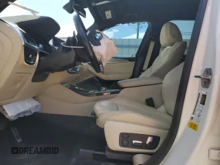 2021 BMW X3 sDrive30i z VIN 5UXTY3C01M9F55786, wystawiony jako Copart lot #55106335 z przebiegiem Nie podano mil oraz Nie do naprawy. Historia ofert i sprzedaży dostępna na DreamBid. Obrazek 7.