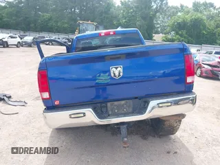 2019 Ram 1500 Tradesman z VIN 1C6RR6FG0KS712690, wystawiony jako IAAI lot #42227307 z przebiegiem Nie podano mil oraz . Historia ofert i sprzedaży dostępna na DreamBid. Obrazek 16.