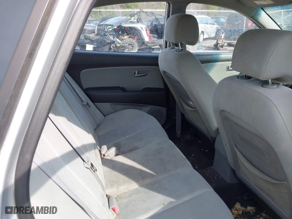 2009 Hyundai Elantra GLS with VIN KMHDU46D09U796385, listed as a IAAI auction lot 42075080 with 194,221 mi miles. Bid and sale history available at carsss.com. Image 8.