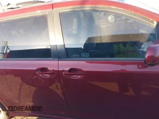 2018 Toyota Sienna LE Auto Access Seat with VIN 5TDKZ3DC2JS902975, listed as a IAAI auction lot 41313115 with 120,808 mi miles. Bid and sale history available at carsss.com. Image 13.