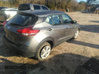 2020 Nissan Kicks S with VIN 3N1CP5BV5LL560282, listed as a IAAI auction lot 41164350 with 68,095 mi miles and . Bid and sale history available at carsss.com. Image 4.