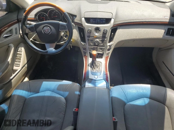 2011 Cadillac CTS Luxury z VIN 1G6DG5EY6B0136518, wystawiony jako Copart lot #57289375 z przebiegiem 197 598 mil mil oraz Czysty tytuł • Clean title. Historia ofert i sprzedaży dostępna na DreamBid. Obrazek 8.