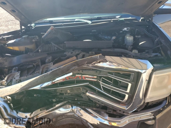 2015 GMC Sierra 1500 SLT with VIN 3GTU2VEJ8FG470016, listed as a Copart auction lot 81101074 with 97,524 mi miles and Salvage Title. Bid and sale history available at DreamBid. Image 12.
