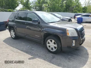 2015 GMC Terrain SLT z VIN 2GKALSEK3F6149203, wystawiony jako Copart lot #56600185 z przebiegiem 173 725 mil mil oraz Czysty tytuł • Clean title. Historia ofert i sprzedaży dostępna na DreamBid. Obrazek 4.
