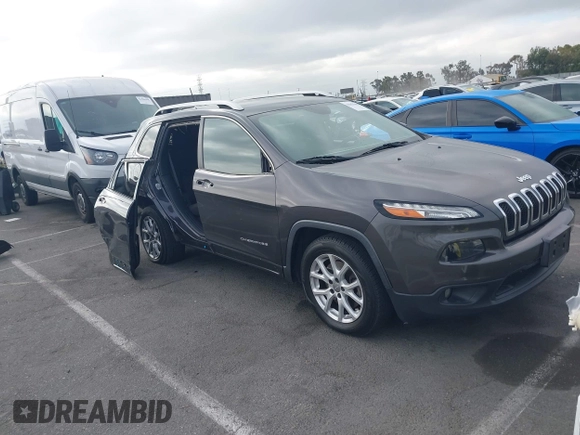 2017 Jeep Cherokee Latitude z VIN 1C4PJLCB6HW668128, wystawiony jako IAAI lot #42825498 z przebiegiem 110 951 mil mil oraz . Historia ofert i sprzedaży dostępna na DreamBid. Obrazek 1.