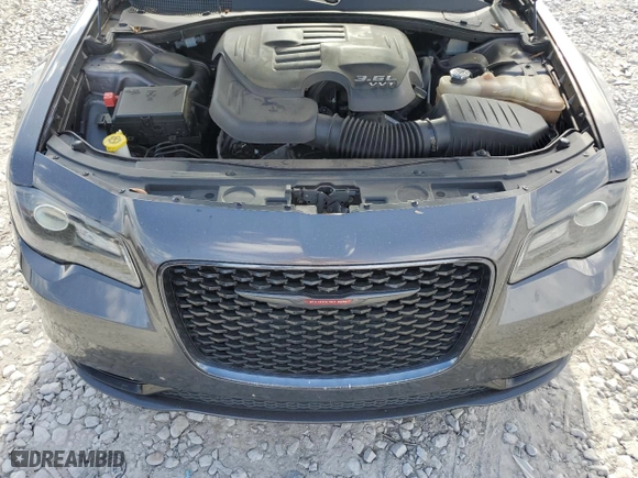 2021 Chrysler 300 with VIN 2C3CCABG7MH537300, listed as a Copart auction lot 77648624 with 186,275 mi miles and Salvage Title. Bid and sale history available at carsss.com. Image 11.
