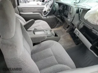 1999 Chevrolet Tahoe with VIN 3GNEK18R7XG230110, listed as a Copart auction lot 82932774 with 148,055 mi miles and Salvage Title. Bid and sale history available at carsss.com. Image 10.