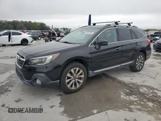 2018 Subaru Outback Touring z VIN 4S4BSATCXJ3230624, wystawiony jako Copart lot #46512885 z przebiegiem 88 041 mil mil oraz Szkoda całkowita • Salvage title. Historia ofert i sprzedaży dostępna na DreamBid. Obrazek 1.