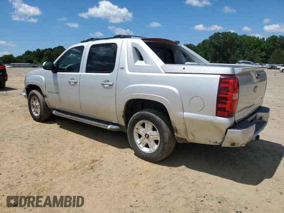 2011 Chevrolet Avalanche LT z VIN 3GNTKFE30BG209600, wystawiony jako Copart lot #59156275 z przebiegiem 213 396 mil mil oraz Czysty tytuł • Clean title. Historia ofert i sprzedaży dostępna na DreamBid. Obrazek 2.