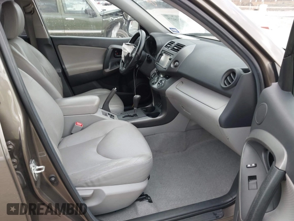 2012 Toyota RAV4 Limited with VIN 2T3YF4DV3CW118574, listed as a IAAI auction lot 41164279 with 166,479 mi miles. Bid and sale history available at carsss.com. Image 5.