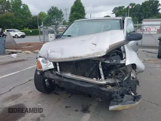 2004 GMC Envoy SLE с VIN 1GKDT13S242361580, выставлен на аукционе IAAI как лот 42453931 с пробегом 174 776 миль миль и . История ставок и продаж доступна на DreamBid. Изображение 12.