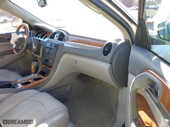 2008 Buick Enclave CXL with VIN 5GAER23798J269993, listed as a IAAI auction lot 41465350 with 88,212 mi miles. Bid and sale history available at carsss.com. Image 5.