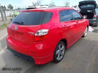 2009 Toyota Matrix S with VIN 2T1KE40E09C014254, listed as a IAAI auction lot 41687572 with 161,076 mi miles. Bid and sale history available at carsss.com. Image 4.