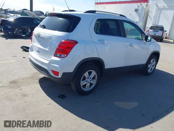 2018 Chevrolet Trax LT with VIN 3GNCJPSB7JL237890, listed as a IAAI auction lot 41771743 with 66,812 mi miles. Bid and sale history available at carsss.com. Image 4.