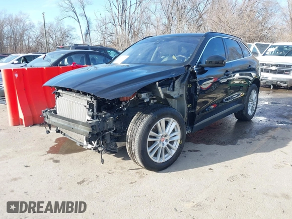 2017 Jaguar F-Pace 35t Prestige with VIN SADCK2BV1HA895827, listed as a IAAI auction lot 41119402 with 31,767 mi miles and . Bid and sale history available at DreamBid. Image 2.