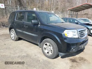 2014 Honda Pilot LX with VIN 5FNYF4H22EB015512, listed as a IAAI auction lot 41753515 with 152,287 mi miles and . Bid and sale history available at carsss.com. Image 1.