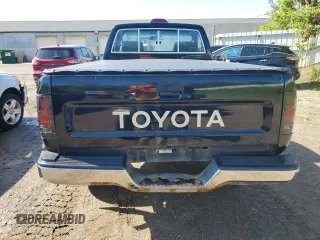 1994 Toyota Pickup DX z VIN JT4RN01P8R7065882, wystawiony jako Copart lot #56998705 z przebiegiem 86 406 mil mil oraz Czysty tytuł • Clean title. Historia ofert i sprzedaży dostępna na DreamBid. Obrazek 6.
