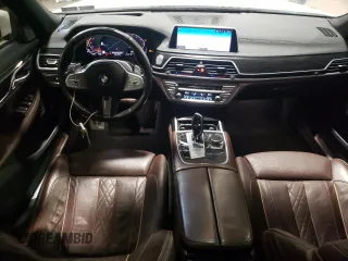 2020 BMW 7 Series 740i xDrive z VIN WBA7T4C04LGG62734, wystawiony jako Copart lot #54722014 z przebiegiem 77 203 mil mil oraz Szkoda całkowita • Salvage title. Historia ofert i sprzedaży dostępna na DreamBid. Obrazek 8.
