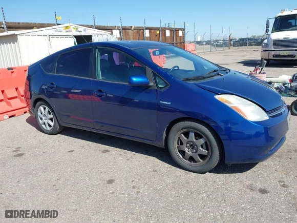 2009 Toyota Prius with VIN JTDKB20U197859328, listed as a IAAI auction lot 41990402 with 199,869 mi miles. Bid and sale history available at carsss.com. Image 1.