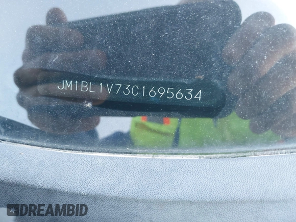 2012 Mazda 3 i Touring z VIN JM1BL1V73C1695634, wystawiony jako IAAI lot #42223477 z przebiegiem 138 302 mil mil oraz . Historia ofert i sprzedaży dostępna na DreamBid. Obrazek 9.