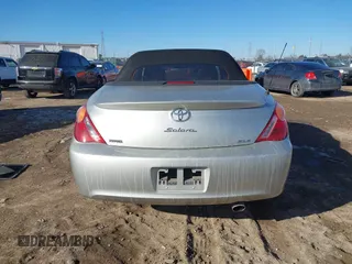 2006 Toyota Solara SE z VIN 4T1FA38P76U086799, wystawiony jako IAAI lot #41337669 z przebiegiem 147 176 mil mil oraz . Historia ofert i sprzedaży dostępna na DreamBid. Obrazek 16.