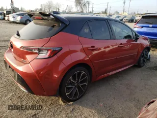 2020 Toyota Corolla Hatchback XSE with VIN JTNC4RBE0L3088254, listed as a Copart auction lot 87093054 with 43,952 mi miles and Salvage Title. Bid and sale history available at carsss.com. Image 3.