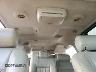 2005 Lincoln Navigator Luxury with VIN 5LMFU275X5LJ03887, listed as a Copart auction lot 84091304 with 0 mi miles and Salvage Title. Bid and sale history available at carsss.com. Image 10.
