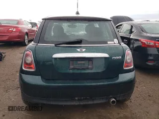 2009 MINI Hardtop z VIN WMWMF33509TW77714, wystawiony jako Copart lot #50618025 z przebiegiem 86 673 mil mil oraz Szkoda całkowita • Salvage title. Historia ofert i sprzedaży dostępna na DreamBid. Obrazek 6.