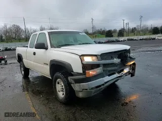 2003 Chevrolet Silverado 2500HD LS with VIN 1GCHK29U93E364729, listed as a Copart auction lot 86850764 with 224,263 mi miles and Salvage Title. Bid and sale history available at carsss.com. Image 10.