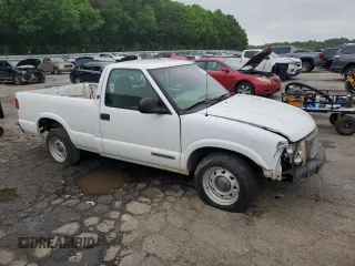 1998 GMC Sonoma z VIN 1GTCS1443W8511481, wystawiony jako Copart lot #54587395 z przebiegiem 104 975 mil mil oraz Szkoda całkowita • Salvage title. Historia ofert i sprzedaży dostępna na DreamBid. Obrazek 4.