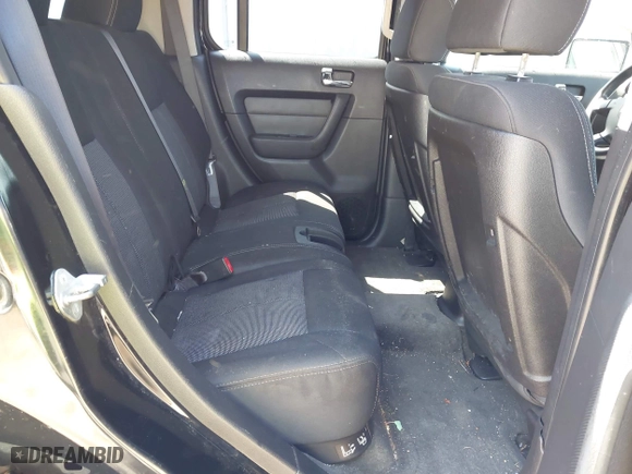 2007 Hummer H3 SUV with VIN 5GTDN13E678121846, listed as a IAAI auction lot 42001601 with 179,088 mi miles. Bid and sale history available at carsss.com. Image 8.