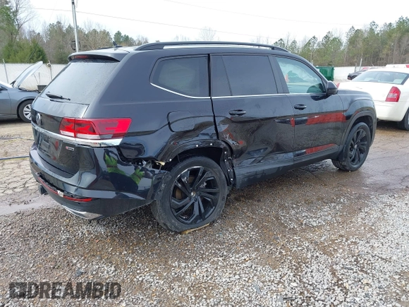2022 Volkswagen Atlas SE z VIN 1V2HR2CA1NC549008, wystawiony jako IAAI lot #41851901 z przebiegiem 39 892 mil mil oraz . Historia ofert i sprzedaży dostępna na DreamBid. Obrazek 4.