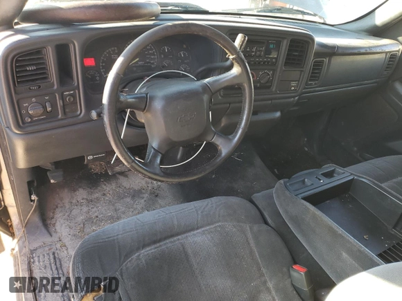 2000 Chevrolet Silverado 2500 LS with VIN 1GCFC29U5YE418894, listed as a Copart auction lot 41668905 with 369,583 mi miles and Salvage Title. Bid and sale history available at carsss.com. Image 8.