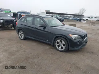 2014 BMW X1 sDrive28i with VIN WBAVM1C58EVW48622, listed as a IAAI auction lot 41531855 with 90,102 mi miles. Bid and sale history available at carsss.com. Image 1.
