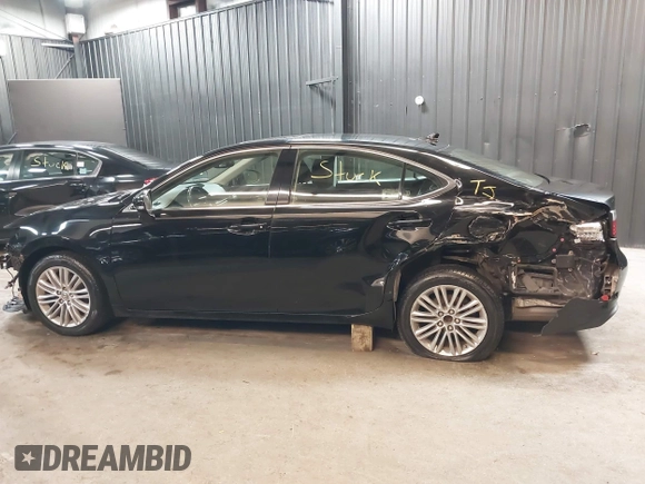 2013 Lexus ES 250 with VIN JTHBK1GG1D2064701, listed as a IAAI auction lot 41658128 with 71,166 mi miles and . Bid and sale history available at DreamBid. Image 15.
