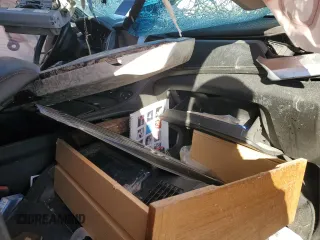 2017 Chevrolet Suburban Premier z VIN 1GNSKJKC3HR126366, wystawiony jako Copart lot #42008635 z przebiegiem Nie podano mil oraz Szkoda całkowita • Salvage title. Historia ofert i sprzedaży dostępna na DreamBid. Obrazek 8.