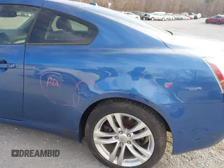 2010 Infiniti G37 Coupe x with VIN JN1CV6EL7AM153833, listed as a IAAI auction lot 41867940 with 118,329 mi miles. Bid and sale history available at carsss.com. Image 20.