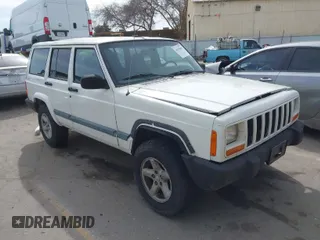 2000 Jeep Cherokee Police with VIN 1J4FF48S3YL229489, listed as a IAAI auction lot 41561860 with 320,596 mi miles. Bid and sale history available at carsss.com. Image 1.