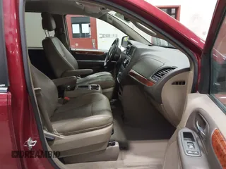 2013 Chrysler Town & Country Touring with VIN 2C4RC1BG2DR755256, listed as a IAAI auction lot 41919526 with 155,600 mi miles. Bid and sale history available at carsss.com. Image 5.