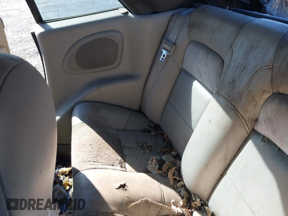 2004 Chrysler Sebring Limited with VIN 1C3EL65R84N390852, listed as a IAAI auction lot 40572807 with 100,975 mi miles and . Bid and sale history available at DreamBid. Image 8.