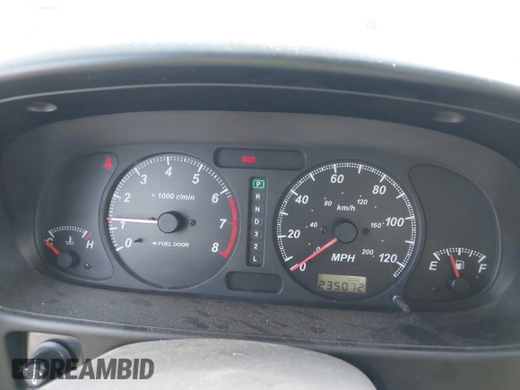 2002 Isuzu Rodeo z VIN 4S2DM58W924321403, wystawiony jako IAAI lot #41503572 z przebiegiem 235 072 mil mil oraz . Historia ofert i sprzedaży dostępna na DreamBid. Obrazek 7.