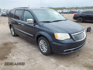 2013 Chrysler Town & Country Touring-L with VIN 2C4RC1CG9DR714864, listed as a IAAI auction lot 42076652 with 247,687 mi miles. Bid and sale history available at carsss.com. Image 1.