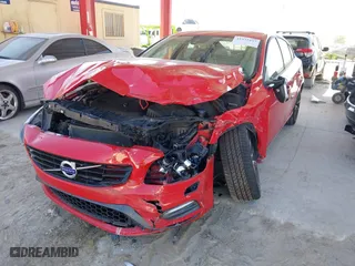 2018 Volvo S60 Dynamic with VIN YV140MTL8J2460974, listed as a IAAI auction lot 41535457 with 59,272 mi miles. Bid and sale history available at carsss.com. Image 17.