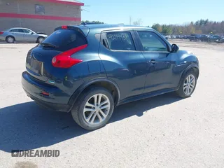 2013 Nissan Juke S with VIN JN8AF5MR2DT220192, listed as a IAAI auction lot 42114431 with 200,651 mi miles. Bid and sale history available at carsss.com. Image 4.