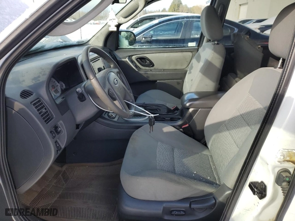 2006 Ford Escape Hybrid with VIN 1FMCU95H46KC08640, listed as a Copart auction lot 43151355 with 251,266 mi miles and Clean Title. Bid and sale history available at carsss.com. Image 7.