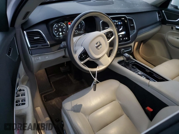 2020 Volvo XC90 Momentum with VIN YV4102CK4L1598280, listed as a Copart auction lot 79330254 with 61,206 mi miles and Clean Title. Bid and sale history available at carsss.com. Image 8.