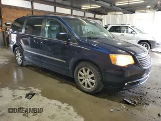 2013 Chrysler Town & Country Touring z VIN 2C4RC1BG6DR819136, wystawiony jako Copart lot #57430235 z przebiegiem 174 976 mil mil oraz Szkoda całkowita • Salvage title. Historia ofert i sprzedaży dostępna na DreamBid. Obrazek 4.