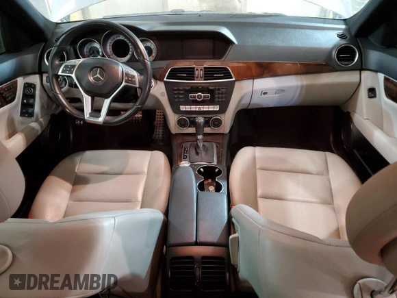 2013 Mercedes-Benz C 250 Sport with VIN WDDGF4HBXDA853389, listed as a Copart auction lot 44397534 with 102,521 mi miles and Clean title. Bid and sale history available at DreamBid. Image 8.